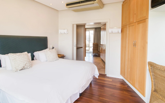 Апарт-отель Waterfront Village