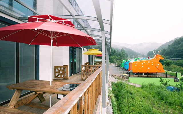 Gapyeong Animal Caravan Pension