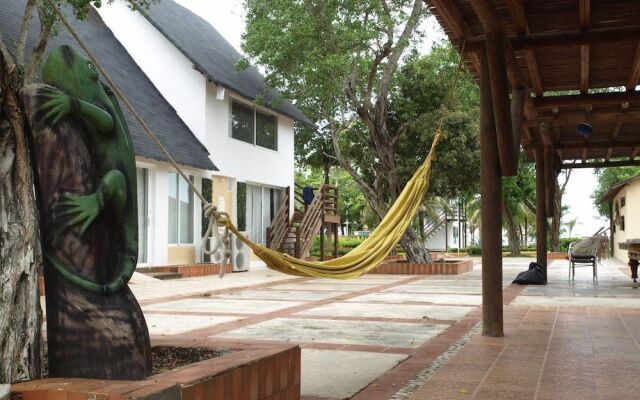 Cartagena Beach Bungalows