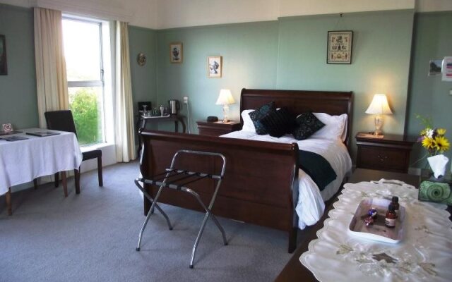 Edgeley Bed & Breakfast