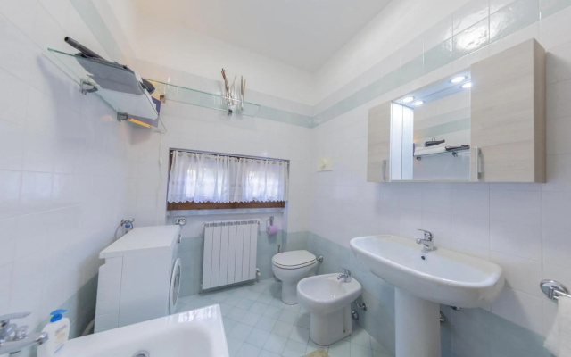 Riva del Sole Apartment with Garden