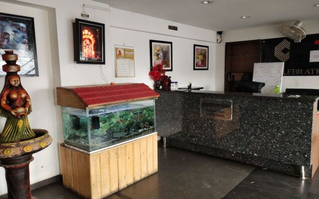 OYO 27737 Hotel Celebration