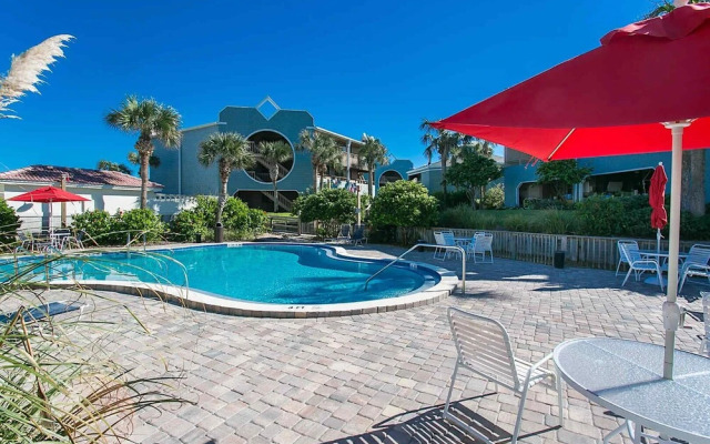 St. Augustine's Oceanfront Oasis: Hibiscus F102