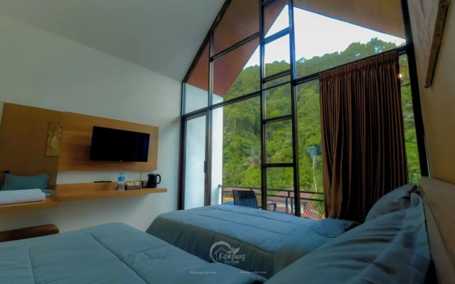 wisata kampung karuhun eco green park – Guest Rooms – Sumedang