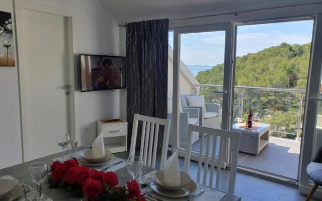 Apartments Ivano - 20 m from Sea