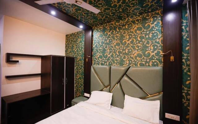Seven Hills Hotel Srinagar