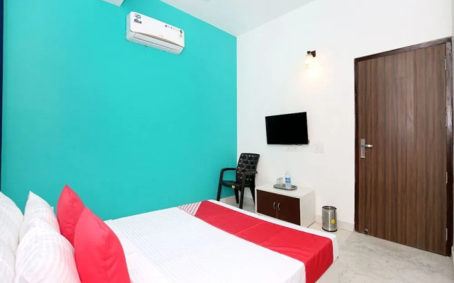 Hotel Riyasat By OYO Rooms