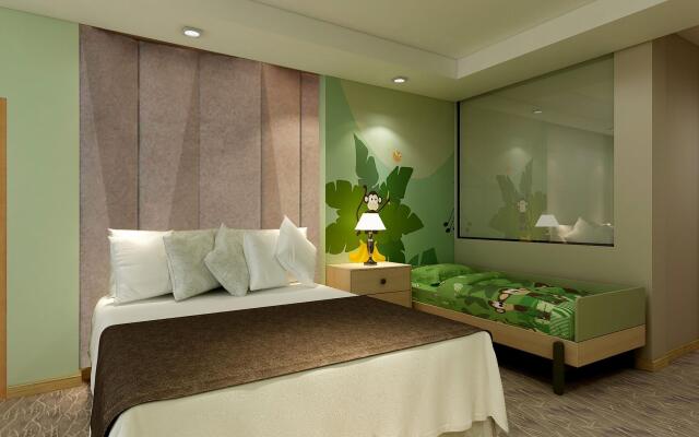 Holiday Inn Wuxi Taihu New City by IHG