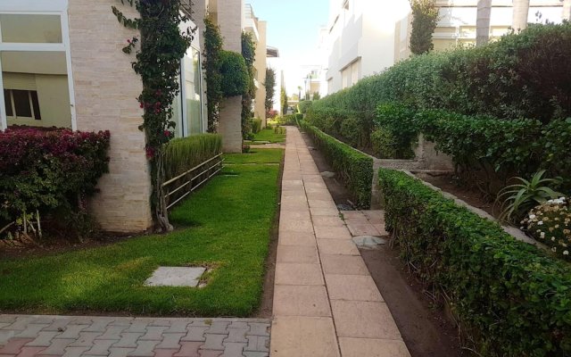 Apartment With 2 Bedrooms in Casablanca, With Shared Pool and Enclosed Garden