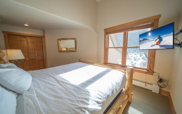 Red Hawk Townhomes 2342