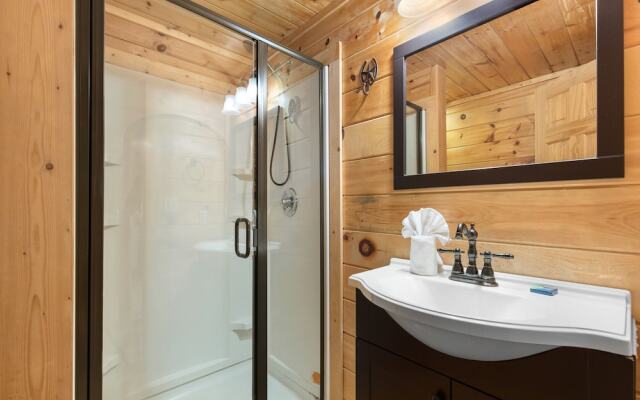 Huckleberry Hideaway