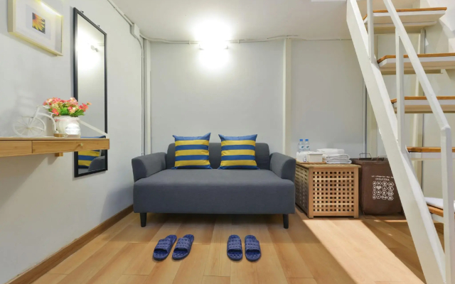 StayAt Bedever Bangkok Hotel