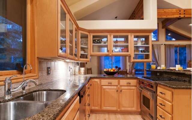 Abode at Gamble Oak in Solamere