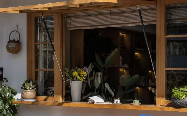 Xiandu Tianlu Hostel