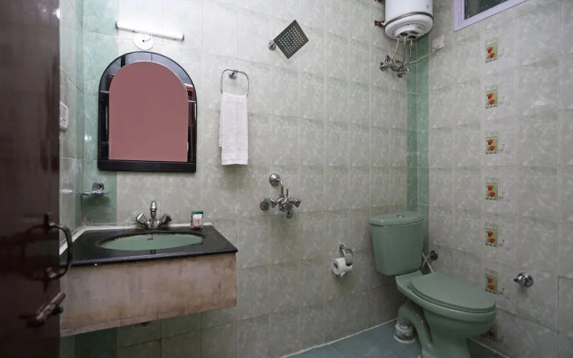 OYO 3033 Radiant Hotel