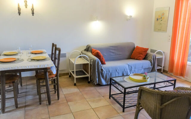 Holiday Home Domaine des Collieres