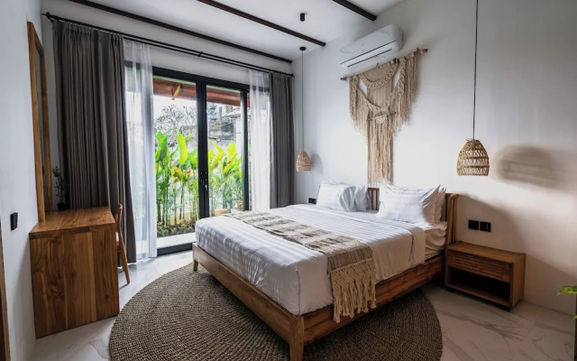 Ubud Blue Wave Villa Luxury 3 BR & Private Pool