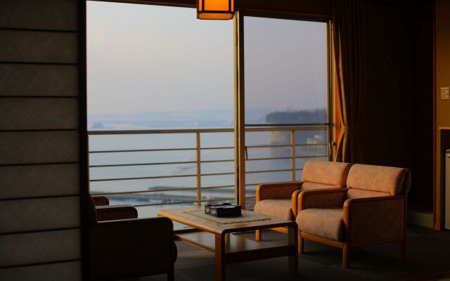 Himi Onsenkyo Uomeguri No Yado Eihokaku