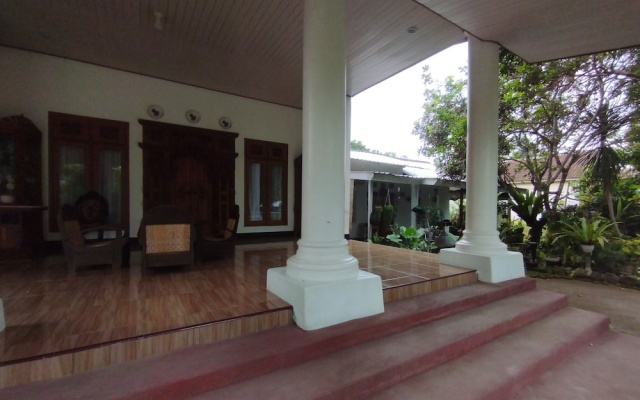 Hotel O Homestay Bonjeruk Near Restoran Pawon 21 Bonjeruk – Lobby – Bonjeruk