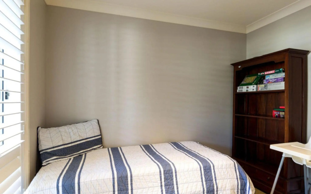 MISTRAL Gerroa 4pm check out Sundays – Guest Rooms – Gerroa