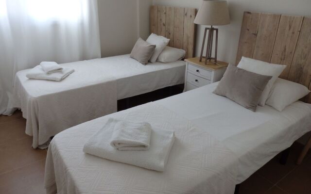 Apartment in Beautiful Urbanization With Lovely Terrace and Swimming Pool