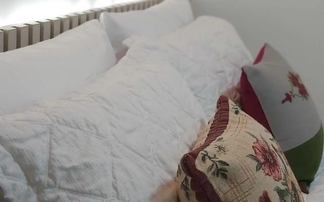 Apartamento alto padrão em condomínio pé na areia