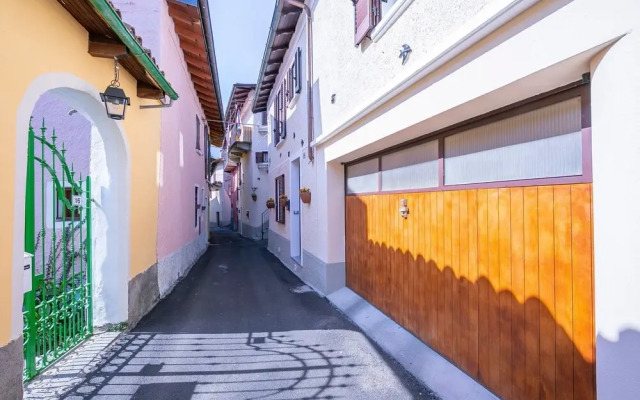 Casa Rondinelle in Castelveccana Old Town