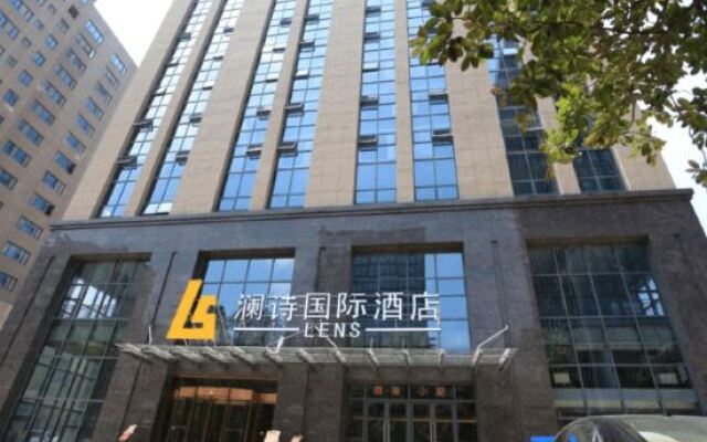 Lens International Hotel