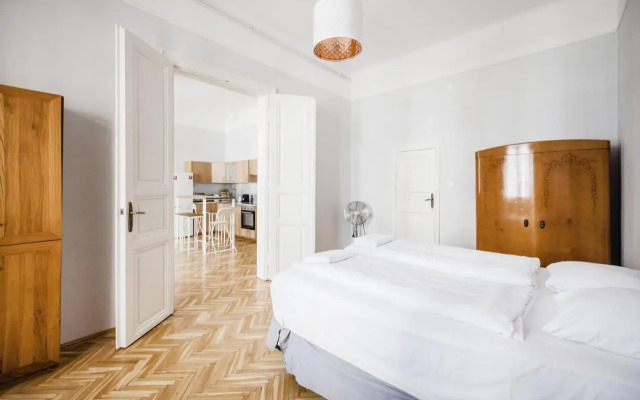 Wesselenyi Design Apartment