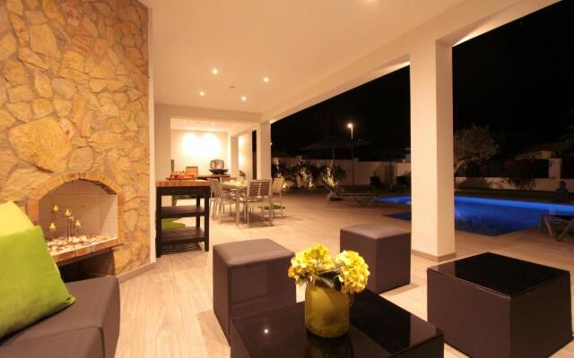 Leon Inmo Carmanso 68 - 12262