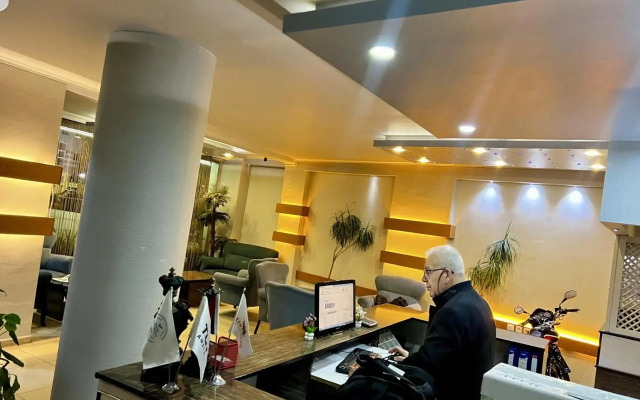 Adana Madi Hotel