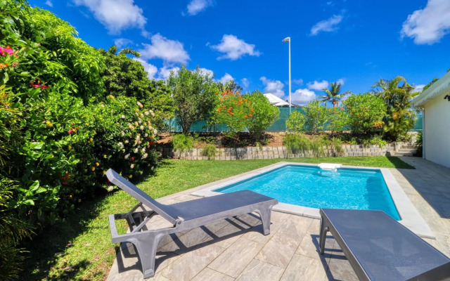 Villa 200m from the beach MQSL17