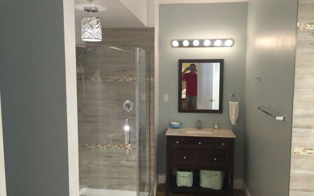 Grey Rose Suites