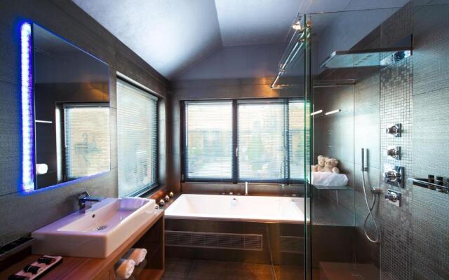 Suite & B by Hofke van Bazel