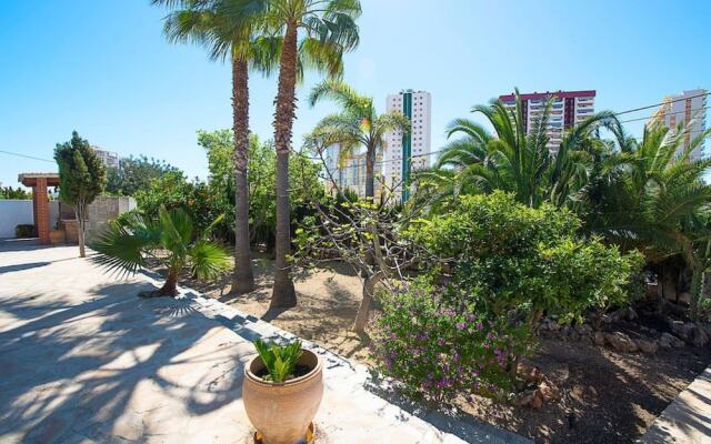Villa - 4 Bedrooms with Pool and WiFi - 106398