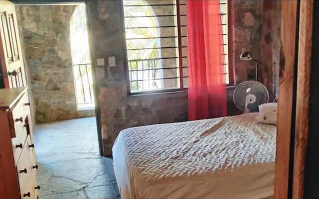 6 Bedroom Castle Siavonga min Four Guests