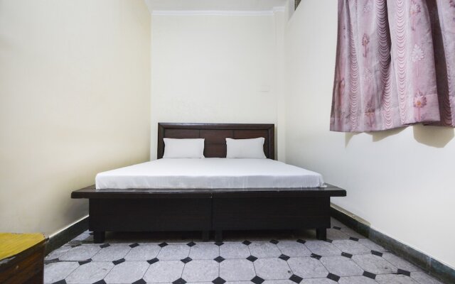 SPOT ON 45616 Hotel Welcome Plaza