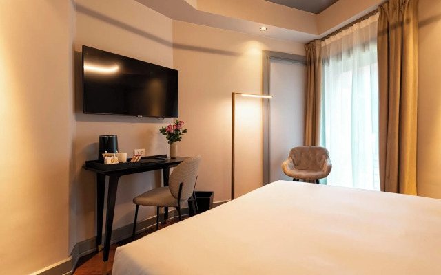 Loly Boutique Hotel