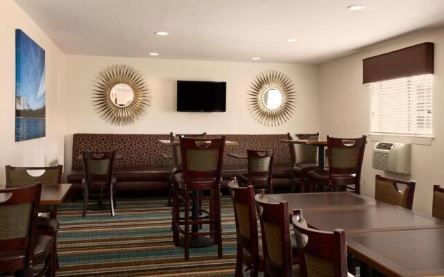 GreenTree Suites Eagle / Vail Valley