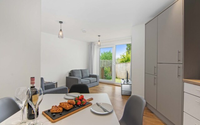 Lyter Living Serviced Accommodation Oxford Hawthorn With Parking