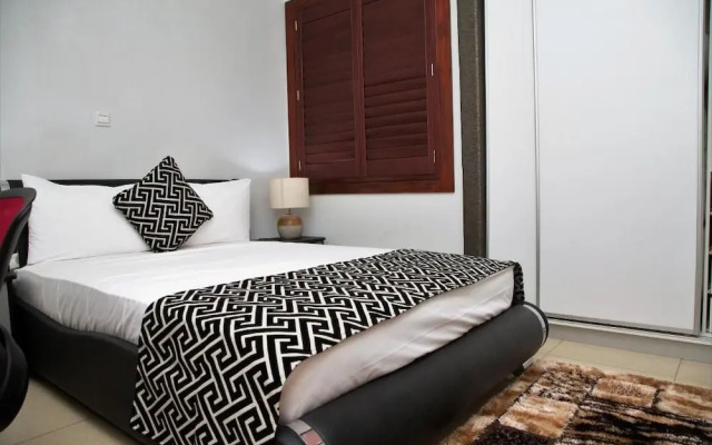 Zircon Hotel Gh