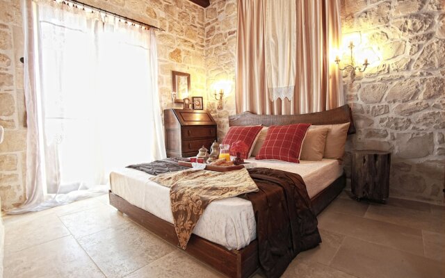 Villa with private pool near the beach