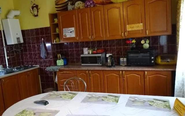 Hostel Akteon Lindros