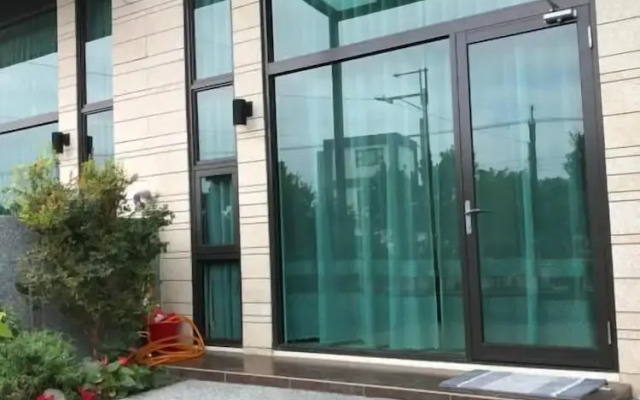 Yijia B&B