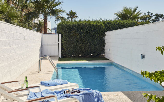 So Nice Club Resort