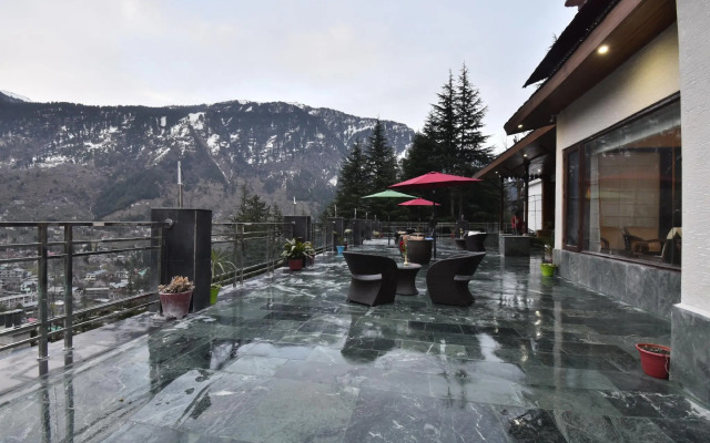 Hotel Snowcrests Manor