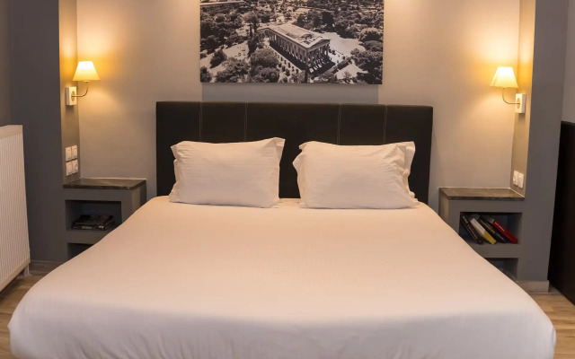 Connect Studios & Apartments