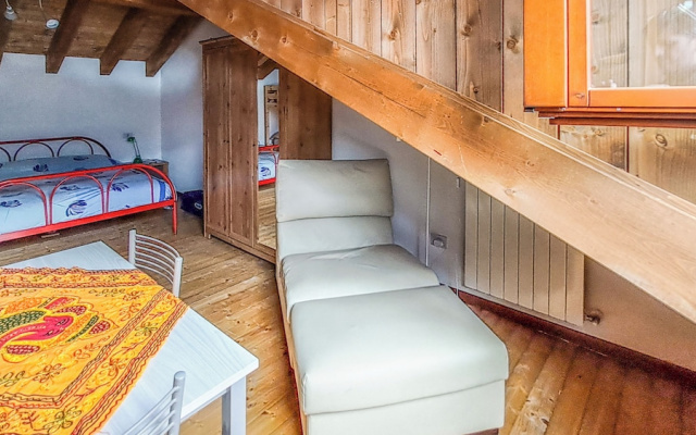 Casa Loca Colere