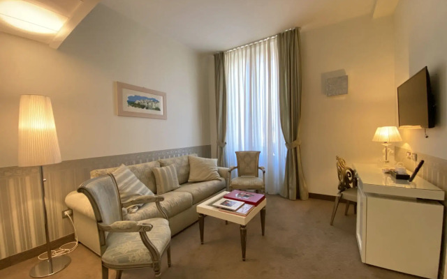 JR Hotels Oriente Bari