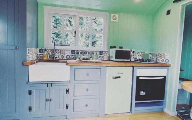 Jasmine The Shepherd Hut